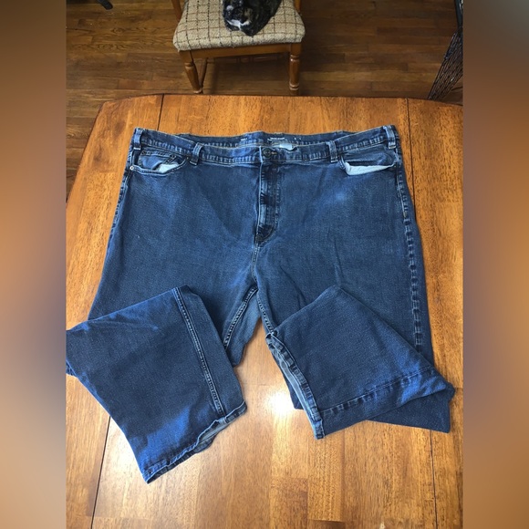 Amazon Essentials Men’s relaxed fit denim blue jeans 56 x 32 - Picture 2 of 8